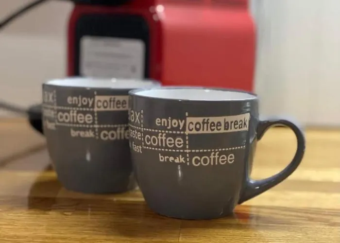 Holiday home Green Room