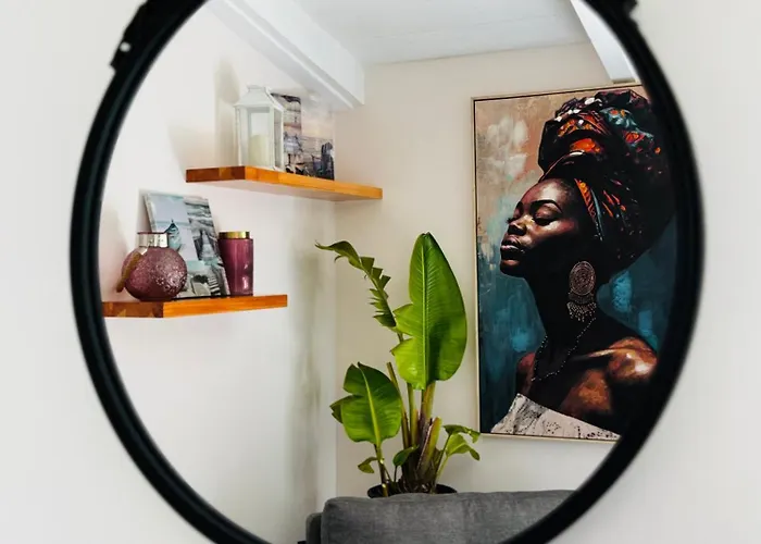 Green Room * Marathopoli